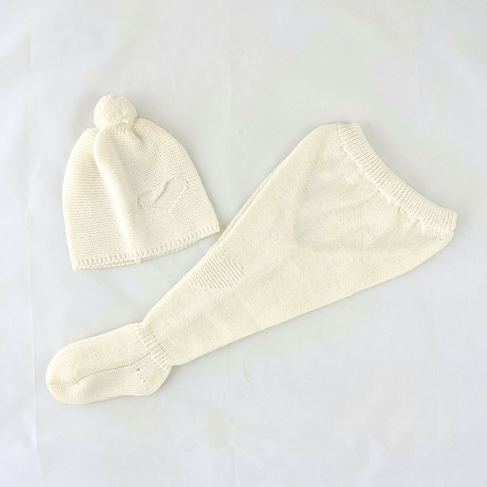 ROPOM DE HILO CORAZON HUESO 4804M3