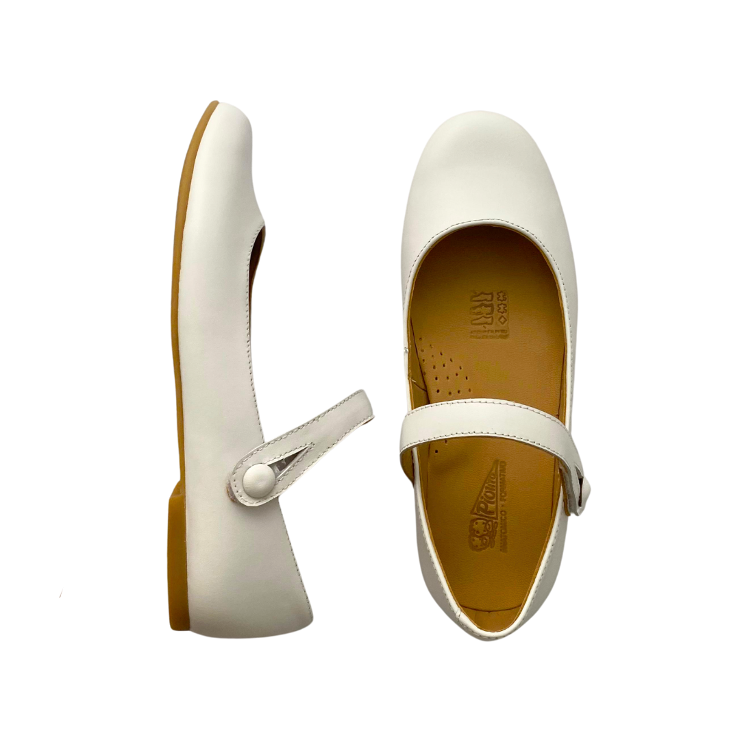 ZAPATOS MARY JANE DE CUERO CAROLINA