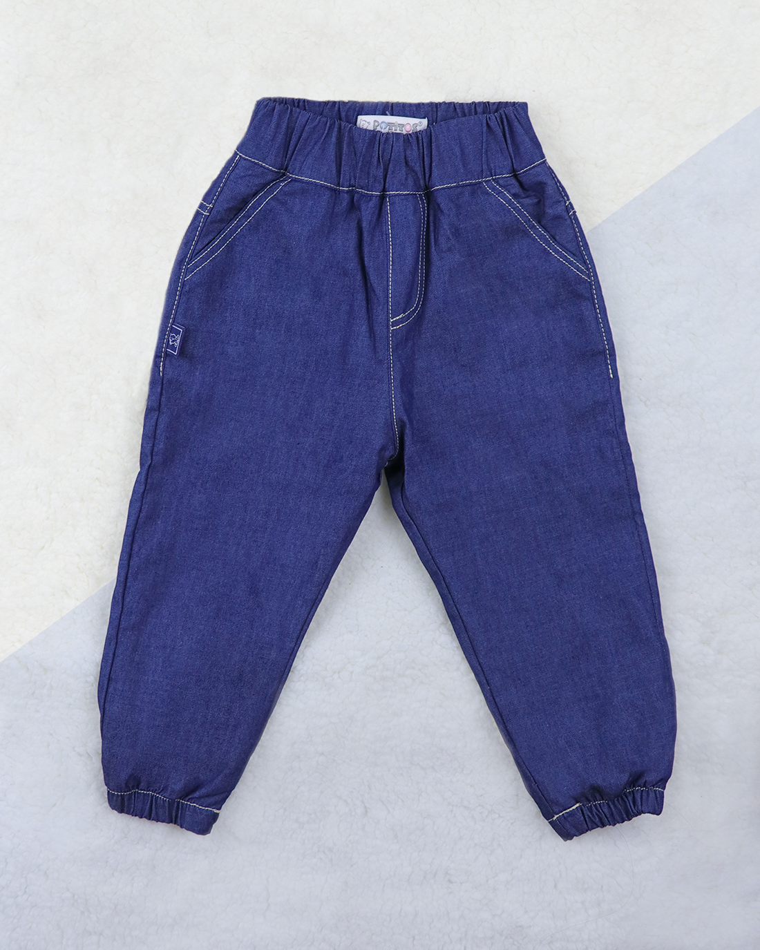 PANTALON JEAN CON FORRO