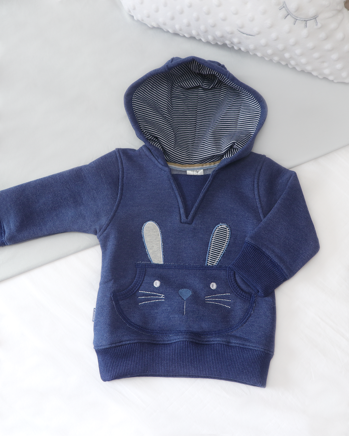 POLERA CON CAPUCHA OREJITAS 6197