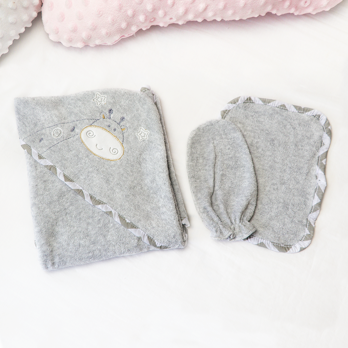 TOALLA FELPA GRIS JIRAFA 47952MLG